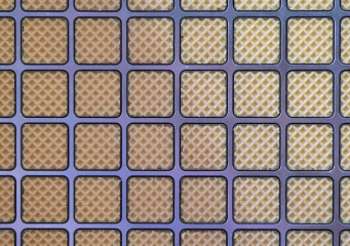 Prensas de wafer com moldes de wafer diferentes 